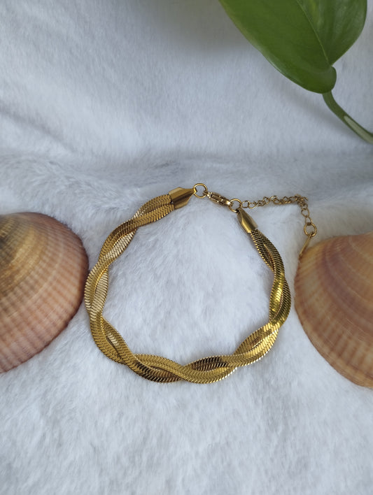 Pulsera trenzada dorada